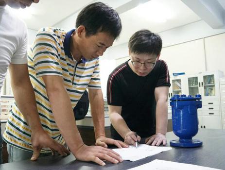 用年轻臂膀挑起“水工业阀门”技术研发 用年轻臂膀挑起“水工业阀门”技术研发