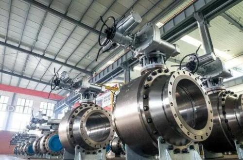 杨聪:十年磨一剑 助力40年温州阀门名企新发展  杨聪:十年磨一剑 助力40年温州阀门名企新发展