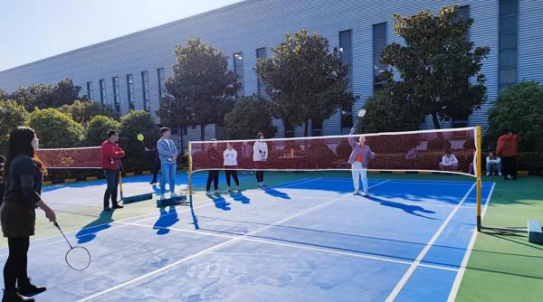 盐电阀门:开展职工体育运动 弘扬盐电拼搏精神 盐电阀门:开展职工体育运动 弘扬盐电拼搏精神