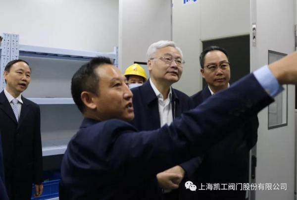 总经理王泽介绍高低温实验室 总经理王泽介绍高低温实验室