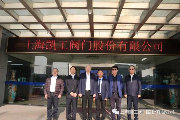 鉴定委员会一致通过鉴定 鉴定委员会一致通过鉴定