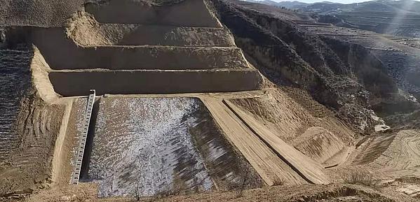 942187280.jpg 942187280.jpg