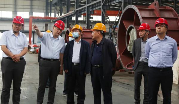 参观生产车间  参观生产车间