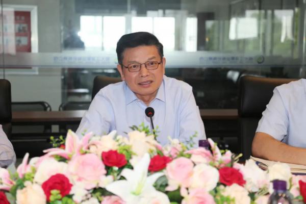 董事长朱庆龙发言 董事长朱庆龙发言