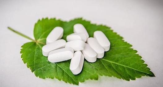 千金藤素用于治新冠遥遥无期,专家:千金藤素的报道在两年多之前就有了