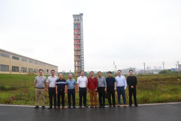 长沙理工大学专家一行参观东方水谷 长沙理工大学专家一行参观东方水谷