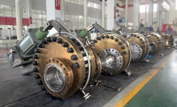 替科斯大口径盘阀高温高压工况模拟测试顺利通过业主及设计单位验收 替科斯大口径盘阀高温高压工况模拟测试顺利通过业主及设计单位验收