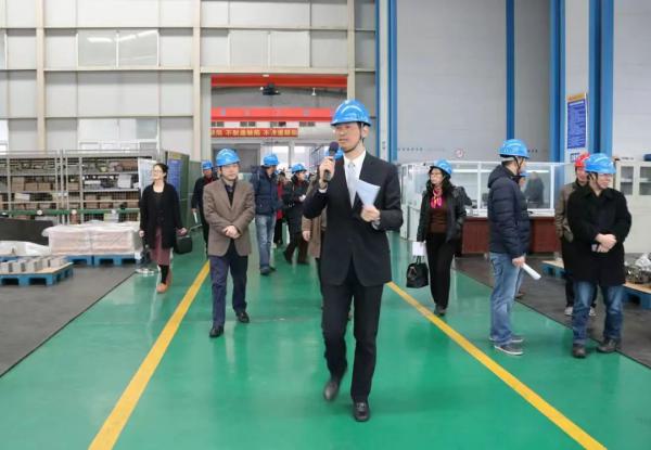 小阀门里有大“神通”—记江苏神通阀门股份有限公司总裁吴建新 小阀门里有大“神通”—记江苏神通阀门股份有限公司总裁吴建新