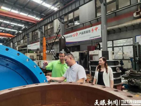 从普通“打工人”到企业“掌舵人”刘凤驰的阀门制造路 从普通“打工人”到企业“掌舵人”刘凤驰的阀门制造路