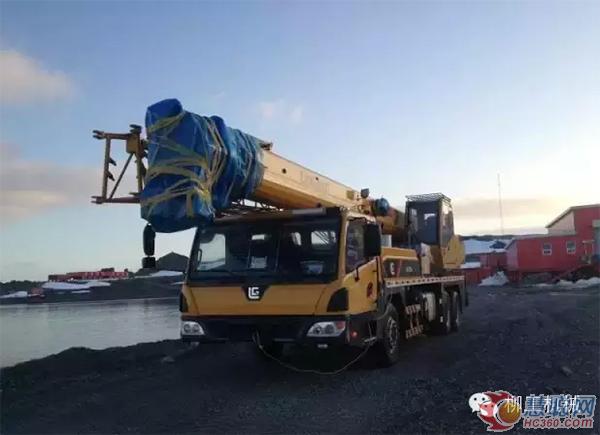 柳工第二台汽车起重机到达南极