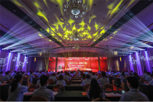 ȺӢ ҫ찲찲2016۾Ӣ߷